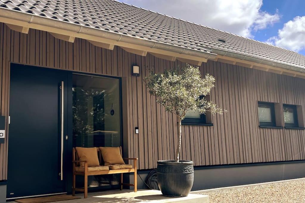 Forest Retreat- Serene 160M2 With Forest Views Wermelskirchen Exterior foto
